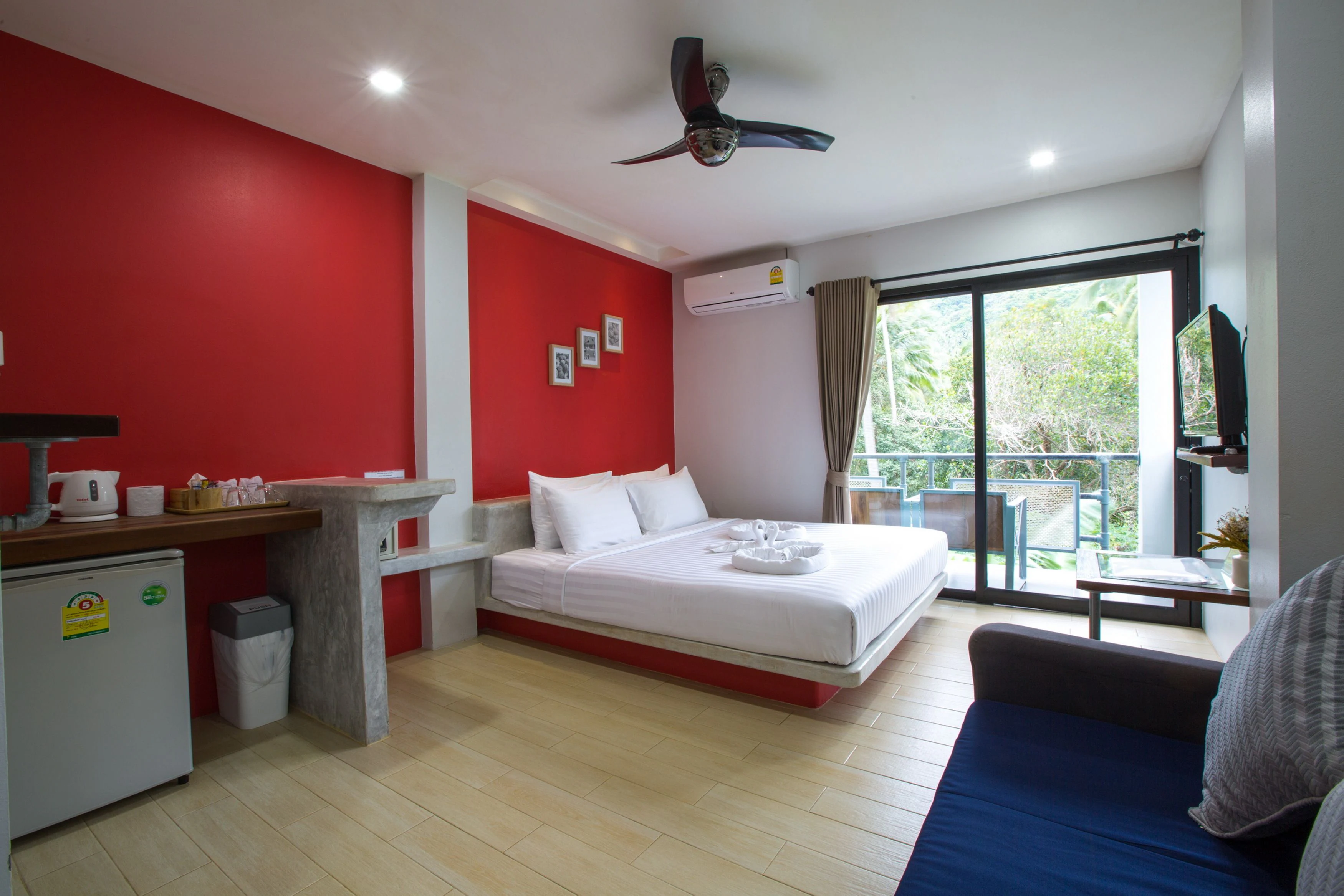 Deluxe Double Room with Balcony